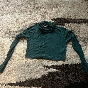 Aeropostale kids green mock neck cropped long sleeve shirt